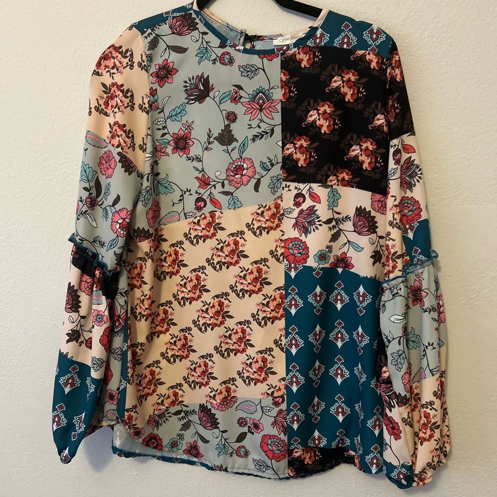 Vintage inspired blouse for any occasion.